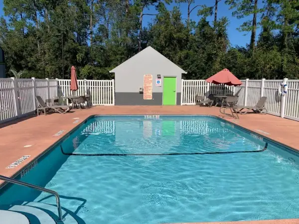 Magnolia Inn Extended Stay of Kingsland 5
