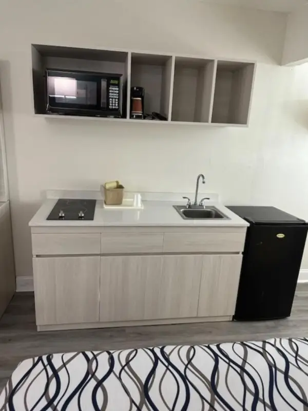 Magnolia Inn Extended Stay of Kingsland 9